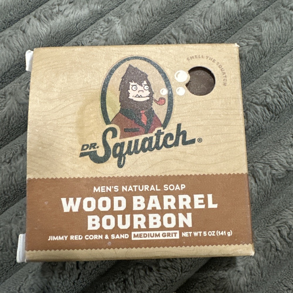 Dr. SQUATCH All Natural Bar Soap Men Medium Grit Wood Barrel Bourbon NEW